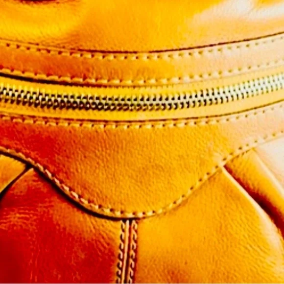 “Host Pick” Fossil Leather Bag Crossbody Messenger Designer Fashion Hip & Chic - Picture 9 of 9